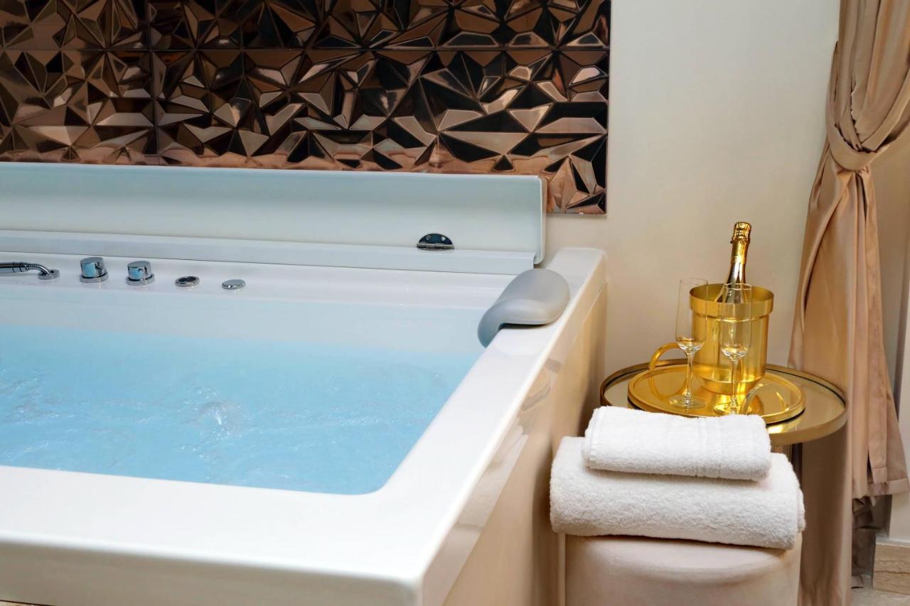 สแปนิช ฮิลล์ คอลเลคชั่น - ลักชัวรี สวีท แอนด์ จากุซซี Hotel โรม ภายนอก รูปภาพ