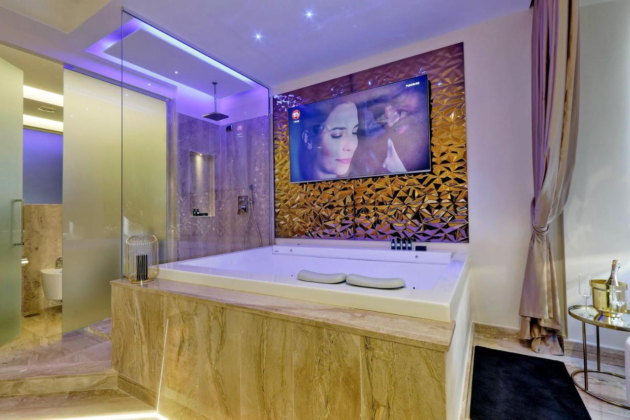 สแปนิช ฮิลล์ คอลเลคชั่น - ลักชัวรี สวีท แอนด์ จากุซซี Hotel โรม ภายนอก รูปภาพ